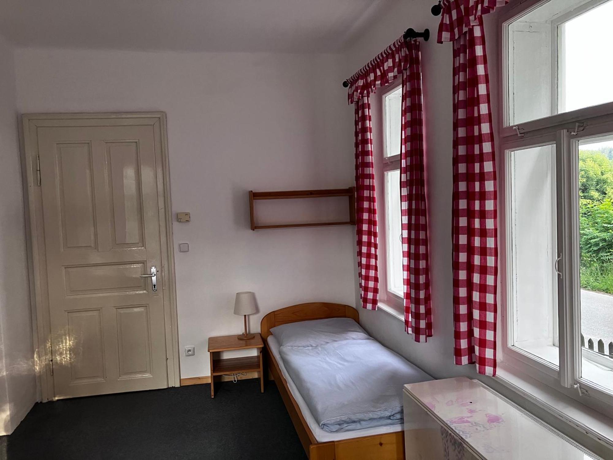 Penzion Haji Janov nad Nisou Exterior foto
